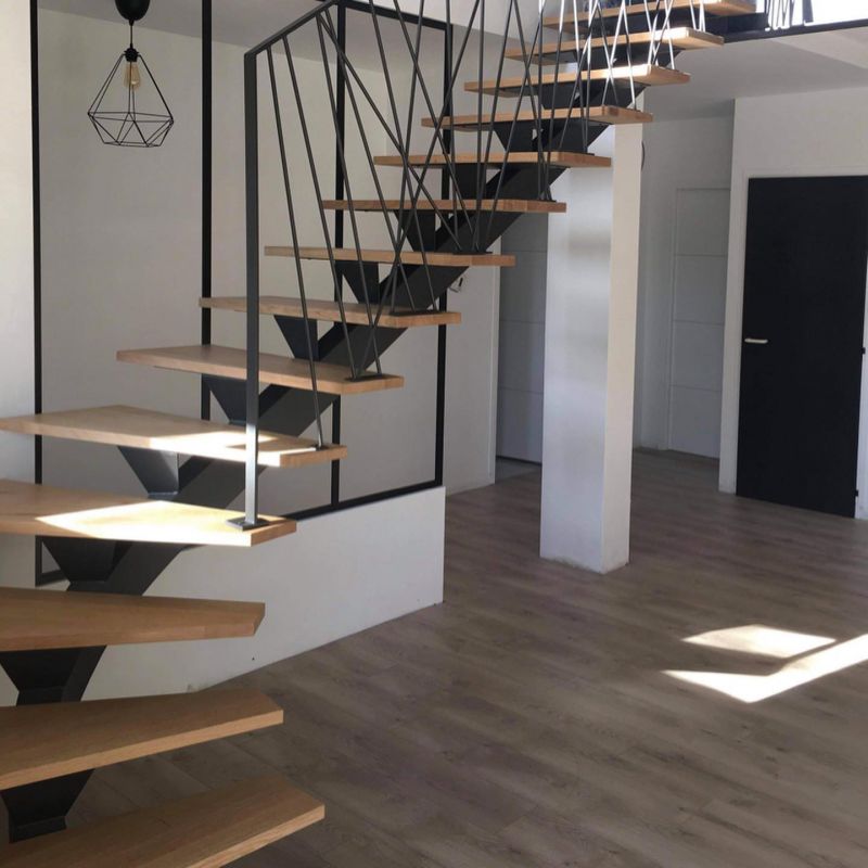 Rénovation du salon d'une maison à Urcuray (64) | Après