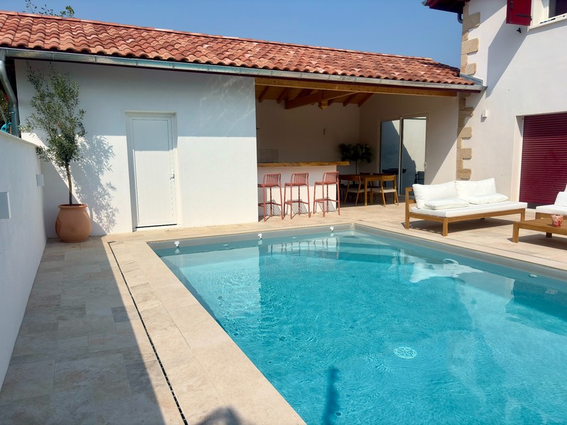 Réalisation pool house et terrasse - Briscous | JDC Maçonnerie
