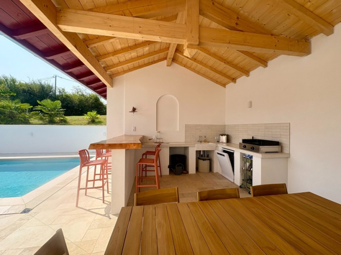 Réalisation pool house et terrasse - Briscous | JDC Maçonnerie